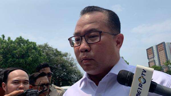 Prabowo Panggil Airlangga hingga Kepala BRIN ke Istana, Bahas Industri Tekstil dan Sepatu Prabowo Panggil Airlangga hingga Kepala BRIN ke Istana, Bahas Industri Tekstil dan Sepatu