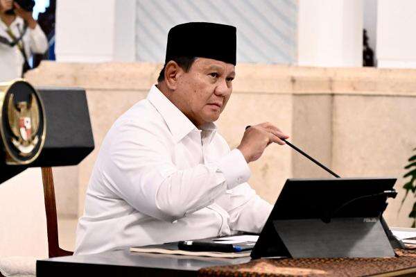 Dorong Efisiensi Pemerintahan, Prabowo Berharap Kartu Identitas Tunggal Segera Diterapkan Dorong Efisiensi Pemerintahan, Prabowo Berharap Kartu Identitas Tunggal Segera Diterapkan
