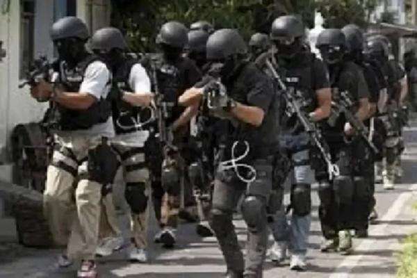 Kapolri Suyudi Mutasi 14 Perwira Densus 88 Antiteror, Ada Wakadensus hingga Kadensus Kapolri Suyudi Mutasi 14 Perwira Densus 88 Antiteror, Ada Wakadensus hingga Kadensus