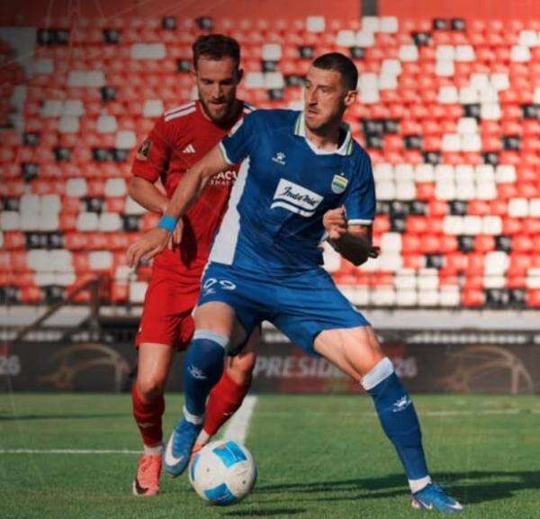 Kritik Jadwal Padat Piala Presiden 2026, Igor Tolic: Siapa Tanggung Jawab Jika Pemain Kena Serangan Jantung? Kritik Jadwal Padat Piala Presiden 2026, Igor Tolic: Siapa Tanggung Jawab Jika Pemain Kena Serangan Jantung?