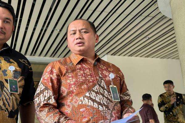 Kejagung Tetapkan 3 Tersangka Baru Kasus Dugaan Korupsi MBG Kejagung Tetapkan 3 Tersangka Baru Kasus Dugaan Korupsi MBG