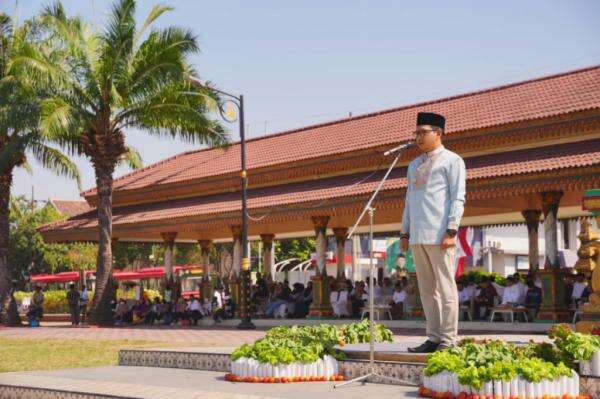 Grebeg Maulid Kembali Hidupkan Semangat Kebersamaan dan Wisata Budaya Kota Madiun Grebeg Maulid Kembali Hidupkan Semangat Kebersamaan dan Wisata Budaya Kota Madiun