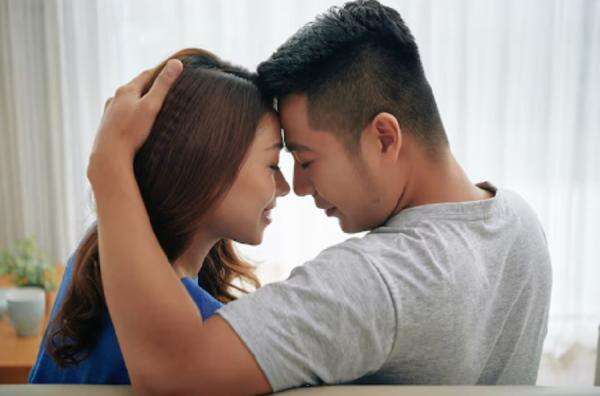 5 Cara Bikin Suami Betah di Rumah, Istri Wajib Coba! 5 Cara Bikin Suami Betah di Rumah, Istri Wajib Coba!