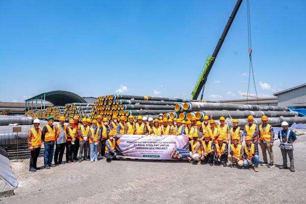 Tangguh UCC Selesaikan Coating Pipa Lepas Pantai di Gresik Tangguh UCC Selesaikan Coating Pipa Lepas Pantai di Gresik