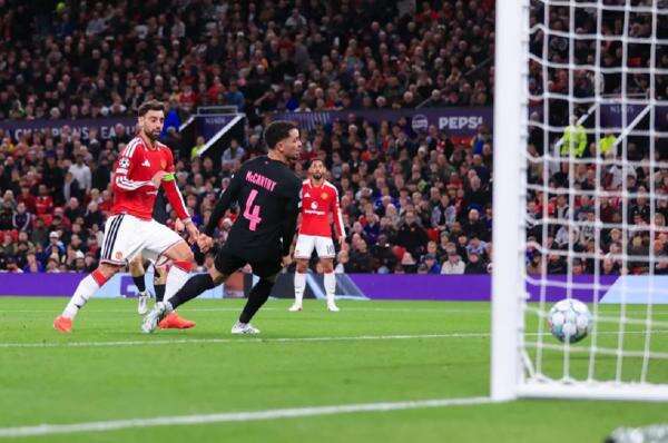 AC Milan Intip Peluang Bajak Bruno Fernandes dari Manchester United! AC Milan Intip Peluang Bajak Bruno Fernandes dari Manchester United!