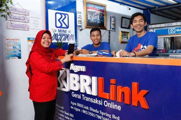 Agen BRILink Jangkau 67.000 Desa, Perkuat Inklusi Keuangan di Indonesia Agen BRILink Jangkau 67.000 Desa, Perkuat Inklusi Keuangan di Indonesia