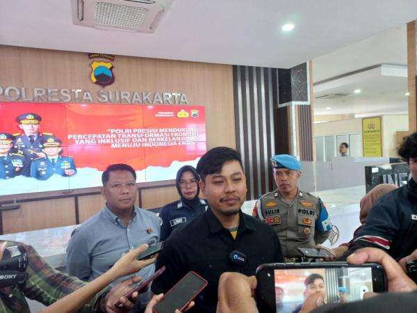 Polisi Masih Teliti Unsur Pidana Kasus Ayam Goreng Widuran Polisi Masih Teliti Unsur Pidana Kasus Ayam Goreng Widuran