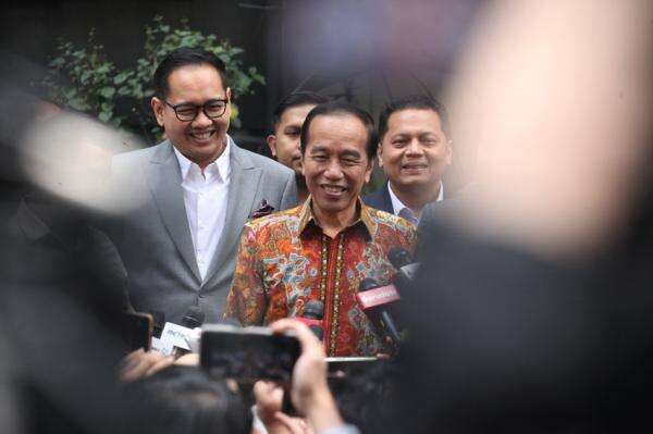 Alasan Jokowi Laporkan Penuding Ijazah Palsu: Biar Jelas dan Gamblang Alasan Jokowi Laporkan Penuding Ijazah Palsu: Biar Jelas dan Gamblang