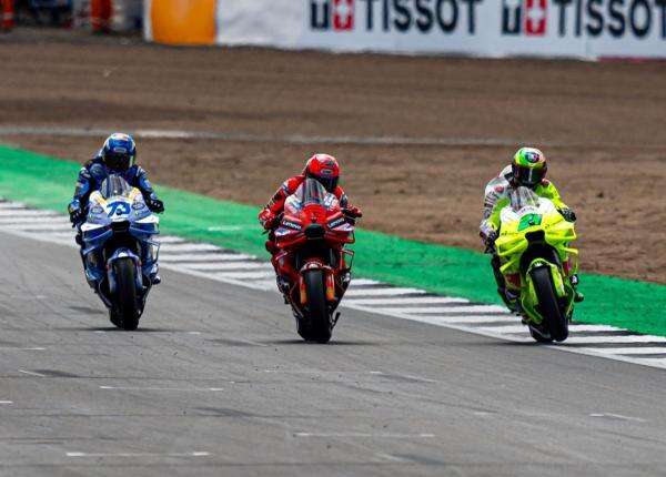 2 Kelompok Motor Ducati yang Punya Spek Sama di MotoGP 2025, Milik Siapa Saja? 2 Kelompok Motor Ducati yang Punya Spek Sama di MotoGP 2025, Milik Siapa Saja?