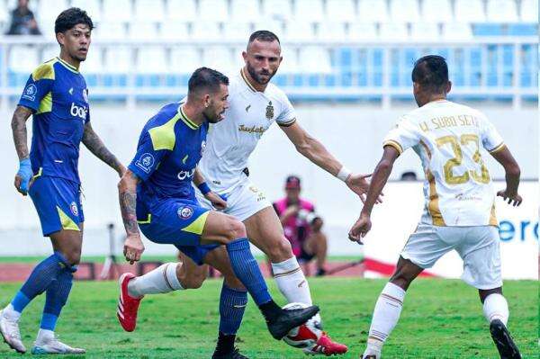 Hasil Arema FC vs Bhayangkara FC di Super League: Dalberto Jadi Pahlawan di Kanjuruhan!