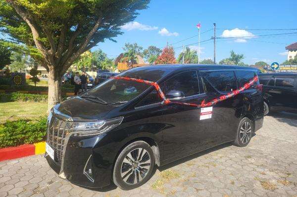 KPK Sita Mobil Alphard Bupati Lombok Barat, Diduga Hasil Gratifikasi Proyek KPK Sita Mobil Alphard Bupati Lombok Barat, Diduga Hasil Gratifikasi Proyek