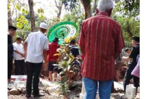 3 Anak Sekeluarga di Majalengka Meninggal Beruntun usai Demam, Diduga karena Virus 3 Anak Sekeluarga di Majalengka Meninggal Beruntun usai Demam, Diduga karena Virus