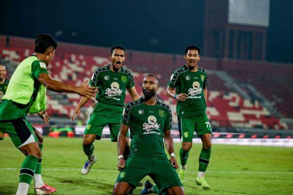 Persebaya Dilanda Kelelahan, Mental Baja Antar Bajul Ijo ke Final Piala Presiden 2026 Persebaya Dilanda Kelelahan, Mental Baja Antar Bajul Ijo ke Final Piala Presiden 2026