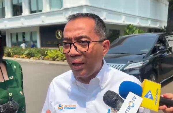 Mendiktisaintek Evaluasi Proses Penerimaan Mahasiswa Baru Usai Rektor Unsoed Jadi Tersangka Mendiktisaintek Evaluasi Proses Penerimaan Mahasiswa Baru Usai Rektor Unsoed Jadi Tersangka