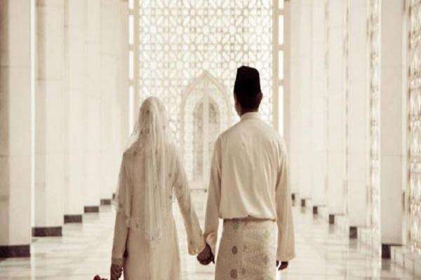 5 Janji Allah tentang Rezeki Setelah Menikah, Jangan Takut Miskin 5 Janji Allah tentang Rezeki Setelah Menikah, Jangan Takut Miskin