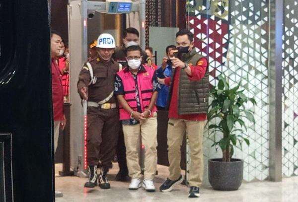 Kerugian Negara Kasus Korupsi PT Toba Pulp Lestari Ditaksir Rp2 Triliun Kerugian Negara Kasus Korupsi PT Toba Pulp Lestari Ditaksir Rp2 Triliun