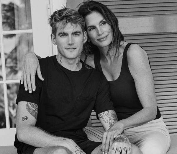 Presley Gerber, Putra Cindy Crawford Meninggal Dunia di Usia 27 Tahun Presley Gerber, Putra Cindy Crawford Meninggal Dunia di Usia 27 Tahun