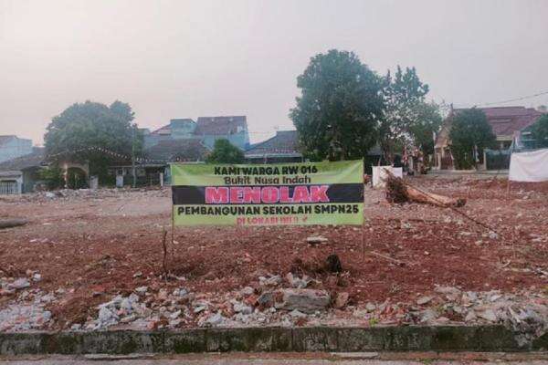 Mediasi Diundur, Pembangunan SMPN 25 Tangsel Masih Terganjal Tuntutan Warga Mediasi Diundur, Pembangunan SMPN 25 Tangsel Masih Terganjal Tuntutan Warga