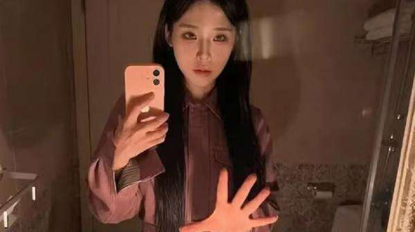 Influencer Pemburu Hantu China Tewas Setelah Video Viral Menghancurkan Patung Demi Uji Kutukan Influencer Pemburu Hantu China Tewas Setelah Video Viral Menghancurkan Patung Demi Uji Kutukan