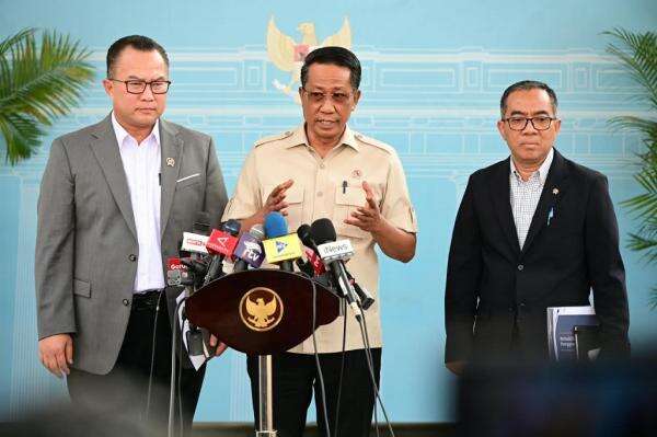 Menkum: Negara Hemat Rp1,2 Triliun karena 14.000 Kasus Selesai Lewat Restorative Justice Menkum: Negara Hemat Rp1,2 Triliun karena 14.000 Kasus Selesai Lewat Restorative Justice