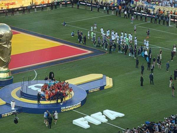 Terungkap! Alasan Pemain Argentina Membelakangi Perayaan Spanyol di Piala Dunia 2026 Terungkap! Alasan Pemain Argentina Membelakangi Perayaan Spanyol di Piala Dunia 2026