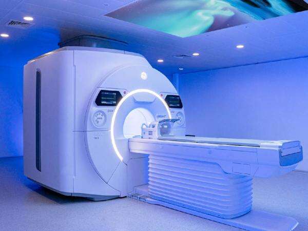 Setiap Menit Berharga! MRI 3 Tesla Berbasis AI Dukung Diagnosis Stroke Lebih Cepat Setiap Menit Berharga! MRI 3 Tesla Berbasis AI Dukung Diagnosis Stroke Lebih Cepat