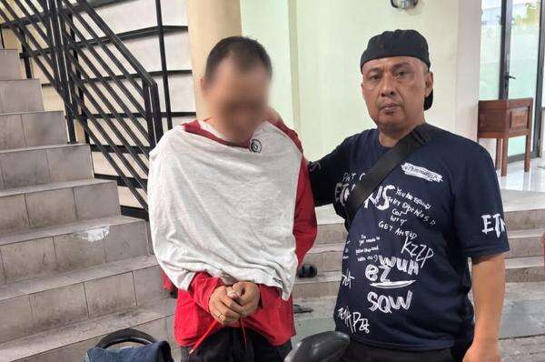 Terduga Pelaku Begal Payudara Siswi di Bekasi Ditangkap! Terduga Pelaku Begal Payudara Siswi di Bekasi Ditangkap!
