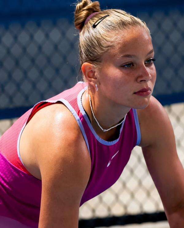 Profil dan Potret Cantik Arina Varaksina, Atlet Asal Rusia yang Akan Dinaturalisasi untuk SEA Games 2027 Profil dan Potret Cantik Arina Varaksina, Atlet Asal Rusia yang Akan Dinaturalisasi untuk SEA Games 2027