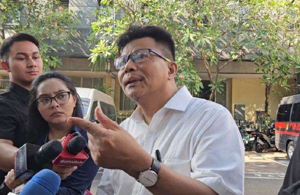 Kubu Don Ritto Bantah Uang di Kafe de'Clan terkait Korupsi Febrie Adriansyah: Itu Buat Bangun Pelabuhan Kubu Don Ritto Bantah Uang di Kafe de'Clan terkait Korupsi Febrie Adriansyah: Itu Buat Bangun Pelabuhan