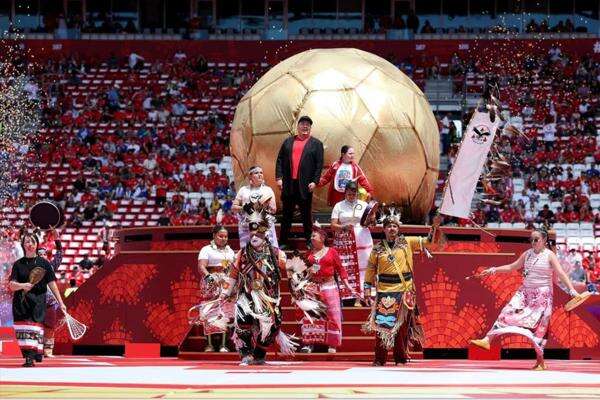 Megah di Panggung, Sepi di Tribun: Potret Pembukaan Piala Dunia 2026 di Kanada Megah di Panggung, Sepi di Tribun: Potret Pembukaan Piala Dunia 2026 di Kanada