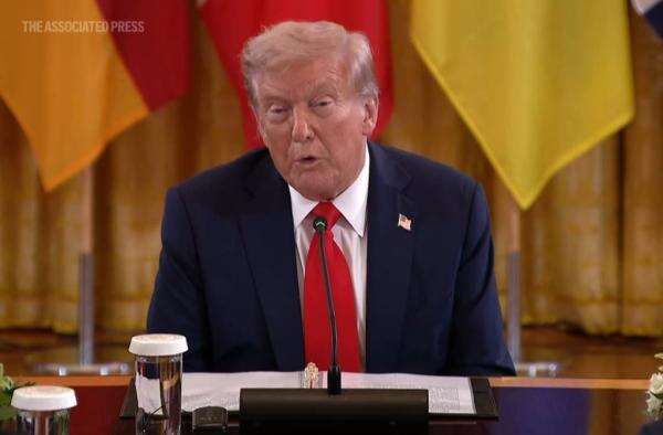 Trump: Putin dan Zelensky Saling Benci sehingga Tak Mau Bicara Trump: Putin dan Zelensky Saling Benci sehingga Tak Mau Bicara