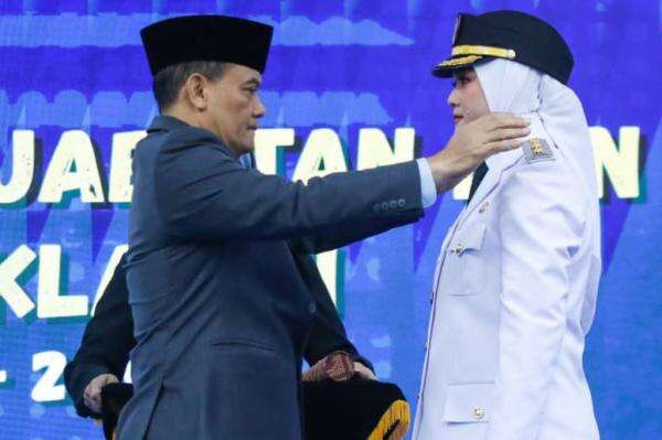 Hamenang Jadi Tersangka KPK, Mahanni Yulindha Pratiwi Jabat Plt Bupati Klaten Hamenang Jadi Tersangka KPK, Mahanni Yulindha Pratiwi Jabat Plt Bupati Klaten