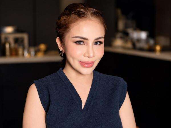 Momo Kembali Manggung Bareng Geisha: Setelah 10 Tahun, Aku Pulang Momo Kembali Manggung Bareng Geisha: Setelah 10 Tahun, Aku Pulang