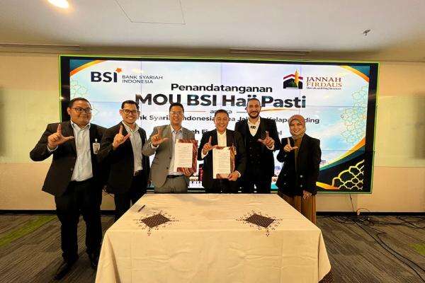 Kolaborasi untuk Memperkuat Layanan Masyarakat Menunaikan Ibadah Haji Kolaborasi untuk Memperkuat Layanan Masyarakat Menunaikan Ibadah Haji