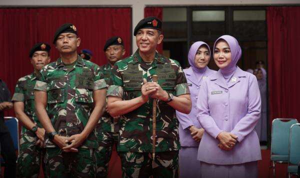 Eks Ajudan Jokowi Mayjen Rudy Saladin Dimutasi Jadi Wadansesko TNI, Peraih Adhi Makayasa 1997 Eks Ajudan Jokowi Mayjen Rudy Saladin Dimutasi Jadi Wadansesko TNI, Peraih Adhi Makayasa 1997