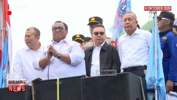 Dasco hingga Kapolri Temui Massa Buruh di Depan DPR, Lapor Telah Tuntaskan Janji Dasco hingga Kapolri Temui Massa Buruh di Depan DPR, Lapor Telah Tuntaskan Janji