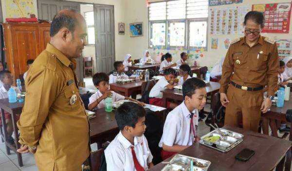Pemkot Kupang siap Sukseskan Program Makan Siang Gratis Presiden Prabowo Subianto Pemkot Kupang siap Sukseskan Program Makan Siang Gratis Presiden Prabowo Subianto