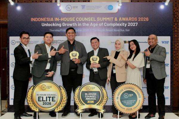 Pegadaian Raih Dua Penghargaan di Indonesia In-House Counsel Awards 2026 Pegadaian Raih Dua Penghargaan di Indonesia In-House Counsel Awards 2026