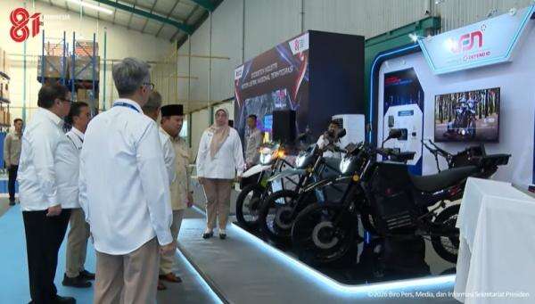 Prabowo Buka Opsi Tukar Tambah Motor Bensin dengan Motor Listrik Nasional Prabowo Buka Opsi Tukar Tambah Motor Bensin dengan Motor Listrik Nasional