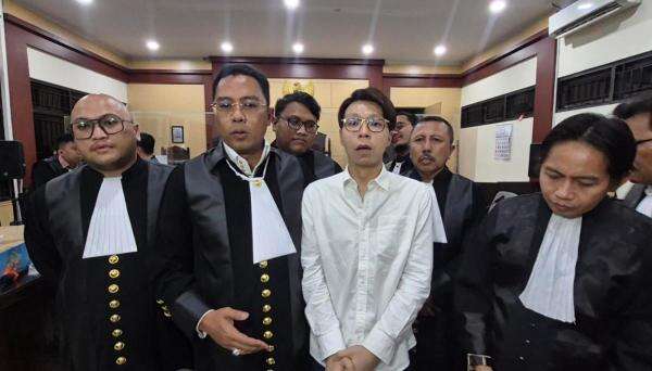 Richard Lee Kelelahan usai Tunggu Sidang hingga 10 Jam: Saya Takut Kehilangan Nyawa Richard Lee Kelelahan usai Tunggu Sidang hingga 10 Jam: Saya Takut Kehilangan Nyawa