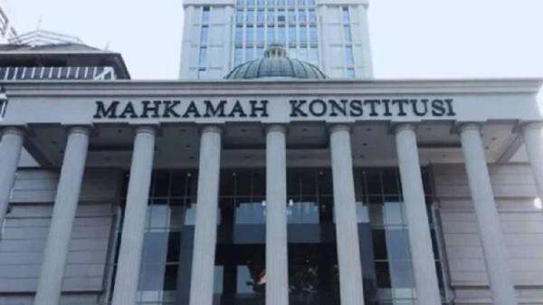 MK Putuskan Dana Pensiun Sukarela Bisa Dibayar Sekaligus atau Berkala MK Putuskan Dana Pensiun Sukarela Bisa Dibayar Sekaligus atau Berkala