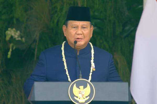 Prabowo Kenakan Beskap Biru dan Ronce Melati di Upacara HUT RI, Gibran Pakai Baju Adat NTT Prabowo Kenakan Beskap Biru dan Ronce Melati di Upacara HUT RI, Gibran Pakai Baju Adat NTT