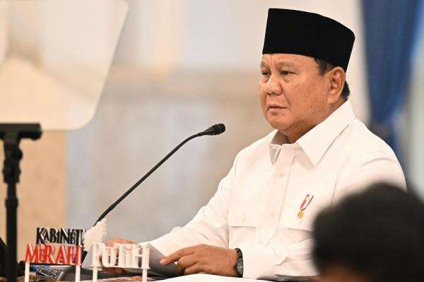 Prabowo Ingin Kartu Identitas Tunggal Segera Diterapkan, Dorong Penyederhanaan Birokrasi Prabowo Ingin Kartu Identitas Tunggal Segera Diterapkan, Dorong Penyederhanaan Birokrasi