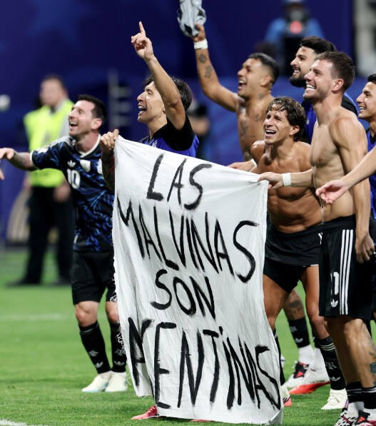 Argentina Terancam Sanksi FIFA Buntut Selebrasi Pemain di Spanduk Politik Argentina Terancam Sanksi FIFA Buntut Selebrasi Pemain di Spanduk Politik