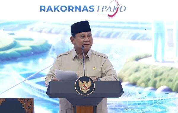Prabowo Berkelakar Soal Nama Listyo Sigit di Rakornas TPAKD: Enggak Boleh Jauh-jauh Prabowo Berkelakar Soal Nama Listyo Sigit di Rakornas TPAKD: Enggak Boleh Jauh-jauh