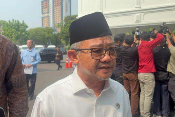 Bahas Pendidikan Gratis SD hingga PTN, Prabowo Panggil Mendikdasmen hingga Mendiktisaintek Bahas Pendidikan Gratis SD hingga PTN, Prabowo Panggil Mendikdasmen hingga Mendiktisaintek