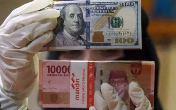 PMI Manufaktur RI Ekspansi, Rupiah Ditutup Menguat ke Rp17.997 per USD PMI Manufaktur RI Ekspansi, Rupiah Ditutup Menguat ke Rp17.997 per USD