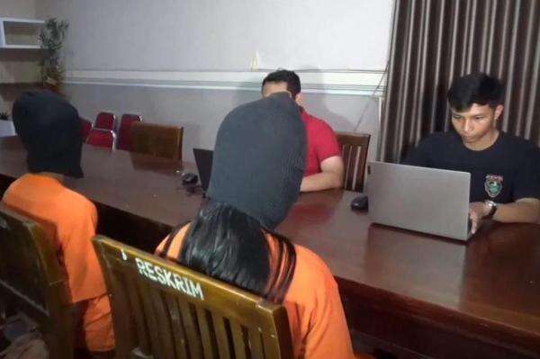 Ibu Polisikan Anak Kandung dan Menantu di Magetan gegara Motor, Keduanya Kini Dipenjara Ibu Polisikan Anak Kandung dan Menantu di Magetan gegara Motor, Keduanya Kini Dipenjara