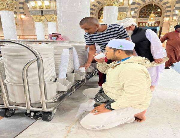 Jangan Asal Cari Berkah! Kenali Tabaruk yang Dibolehkan dalam Islam Jangan Asal Cari Berkah! Kenali Tabaruk yang Dibolehkan dalam Islam