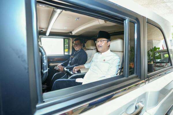 Perdana Pakai Mobil Dinas Maung, Mensos Gus Ipul: Luar Biasa! Perdana Pakai Mobil Dinas Maung, Mensos Gus Ipul: Luar Biasa!